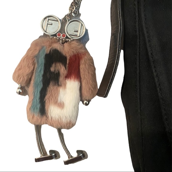 Fendi Baguette with Fendi Keychain - Picture 2 of 5